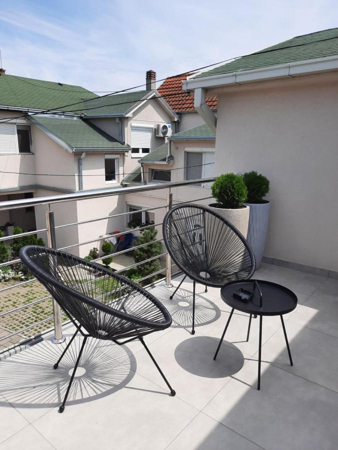 Lovely Private Flats Free Parking Novi Sad Extérieur photo