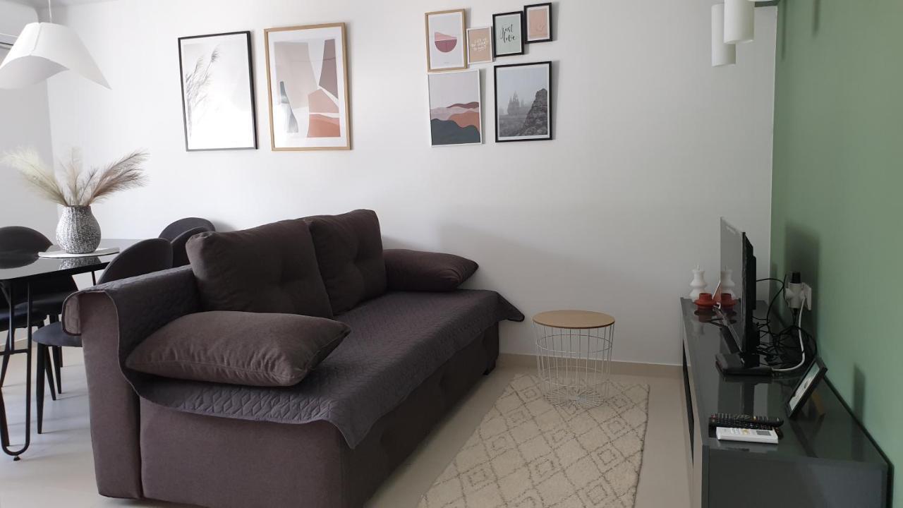 Lovely Private Flats Free Parking Novi Sad Extérieur photo