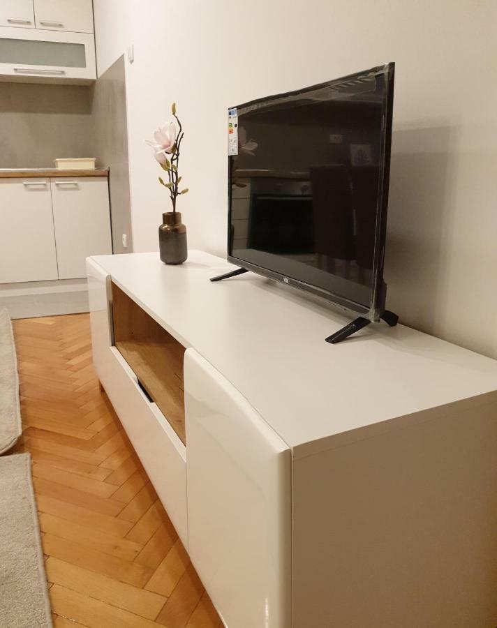 Lovely Private Flats Free Parking Novi Sad Extérieur photo